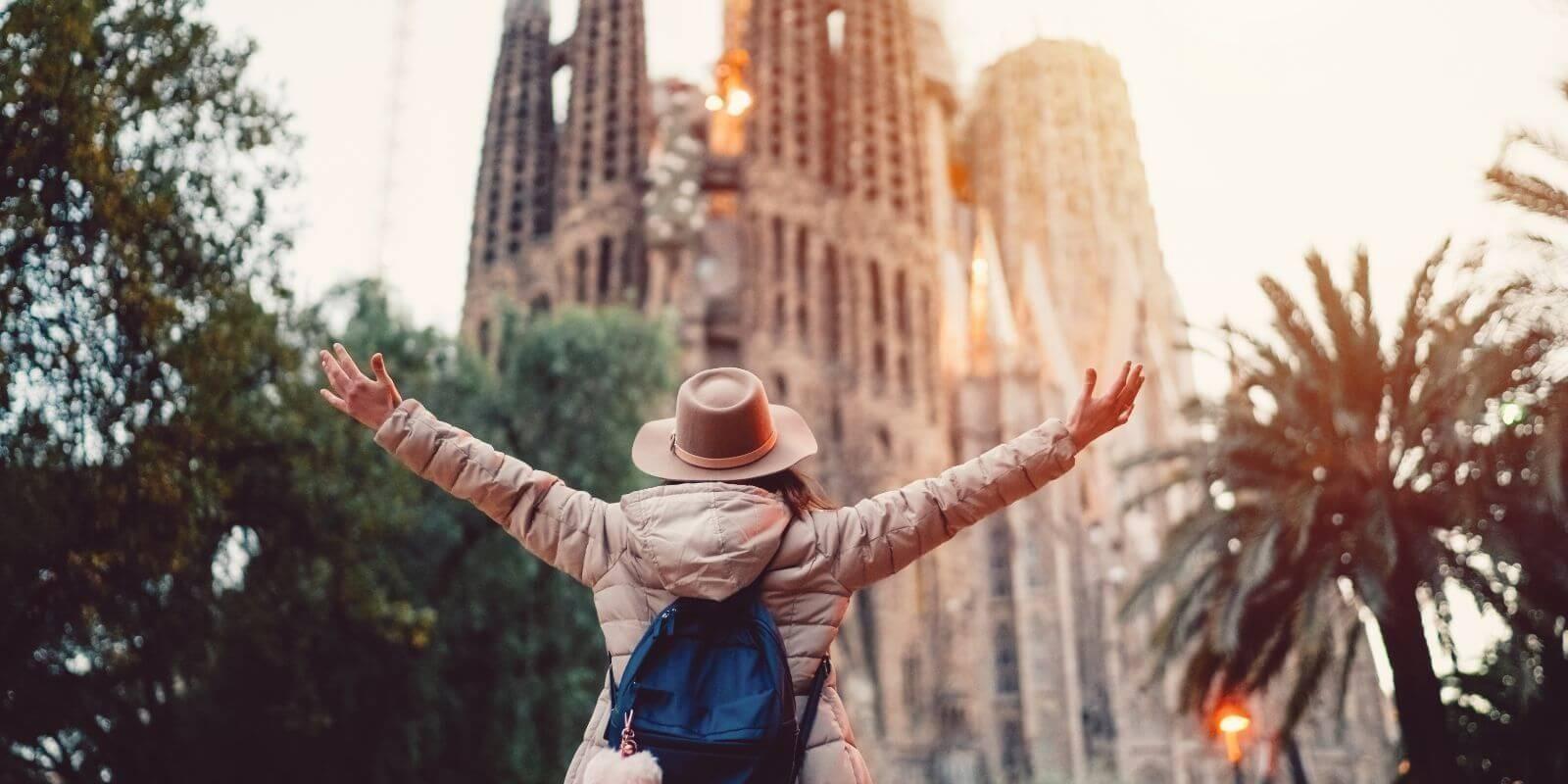 Descubre el Camino hacia tu Hogar en Barcelona: 10 Pasos Maestros para Comprar con Éxito, Revelados por Axelle Clément